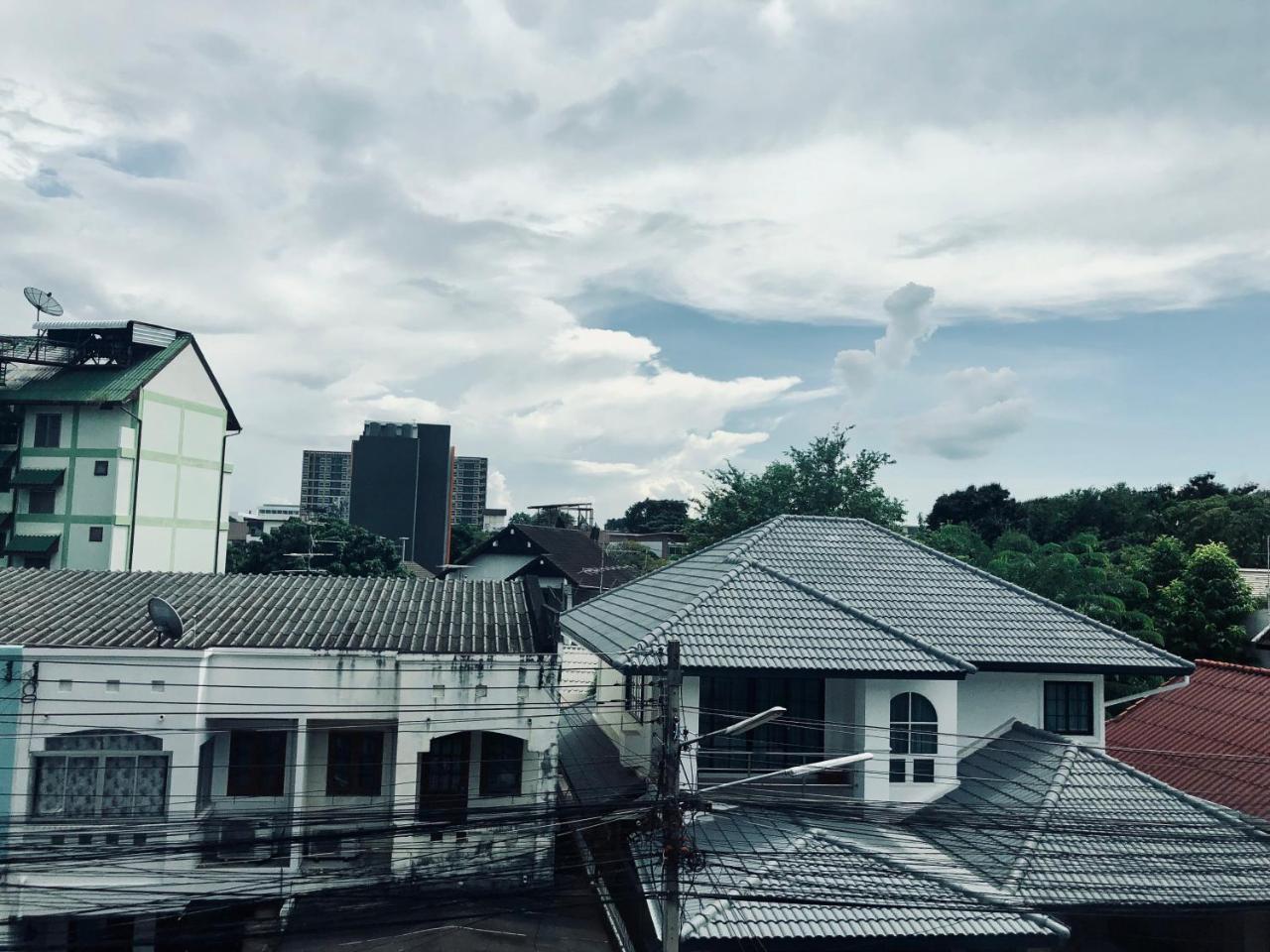 Lis Nimman Chiang Mai Exterior foto